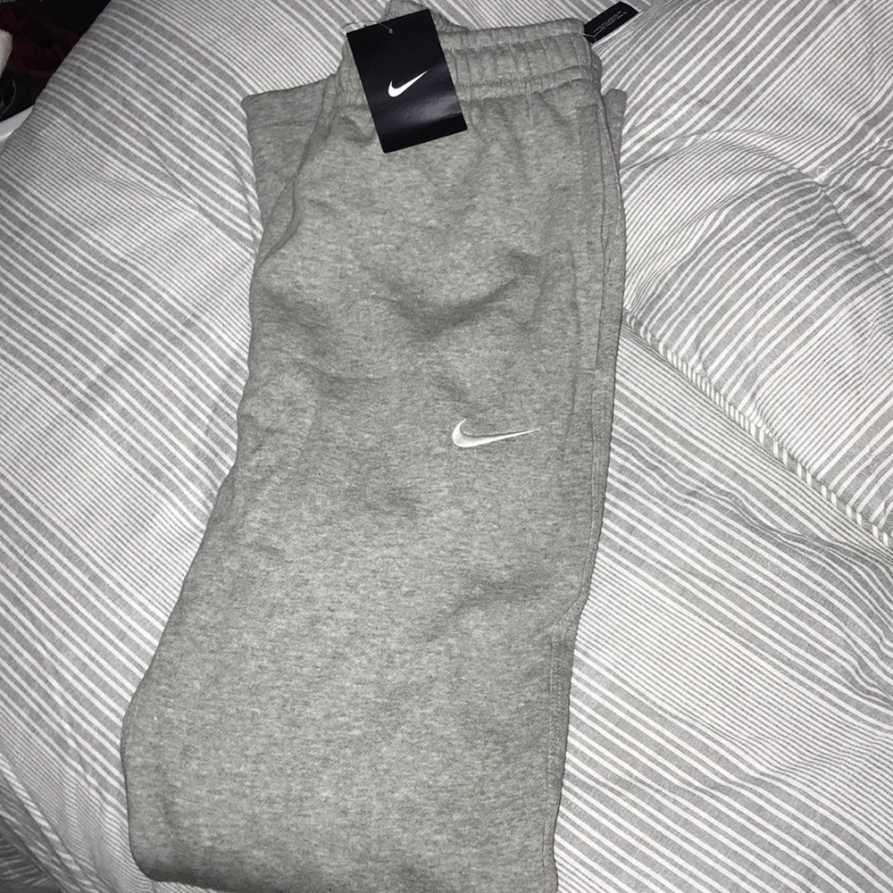 Brand new with tags, Nike Sweatpants! OVER 25% OFF